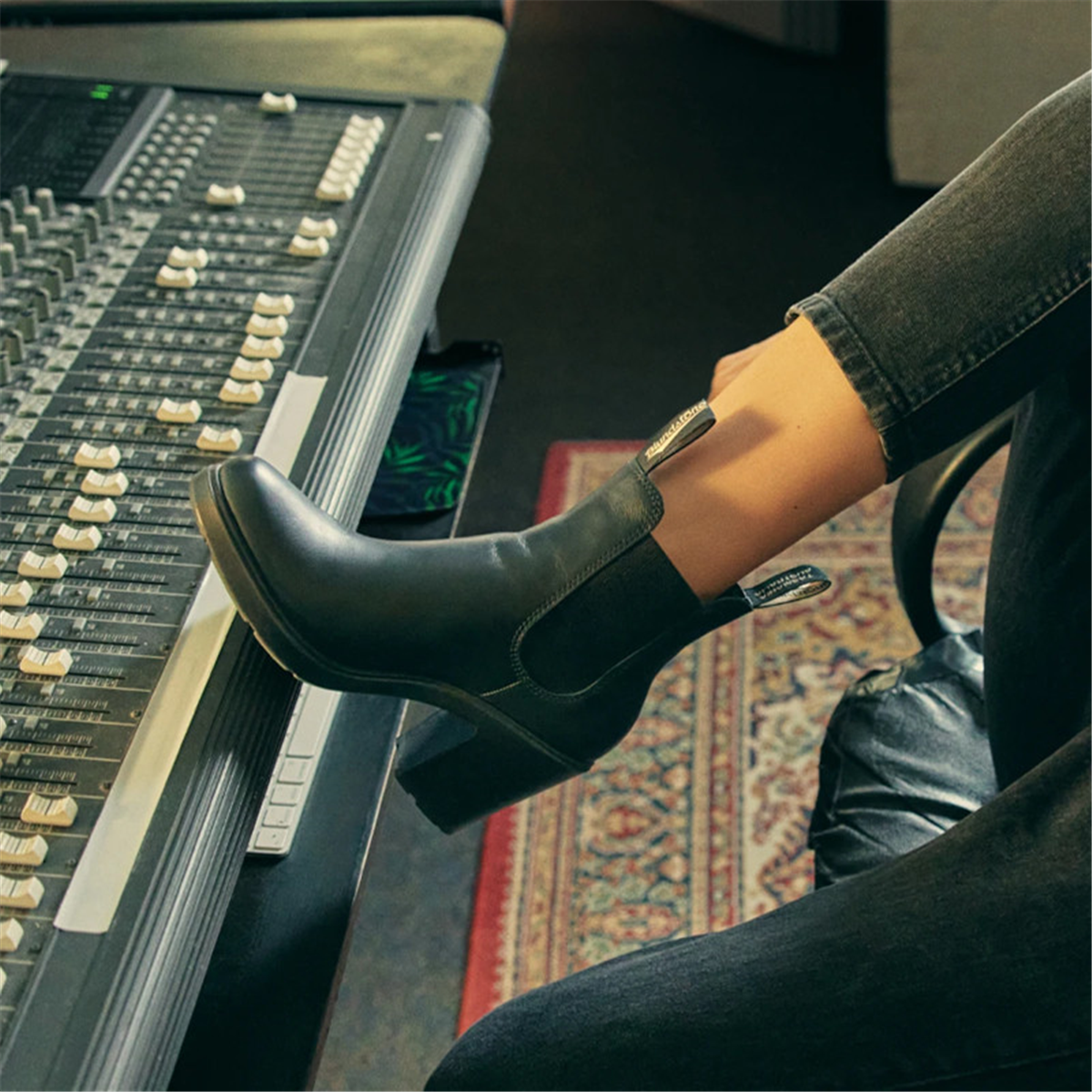 Blundstone 2365 Womens Heel - Black