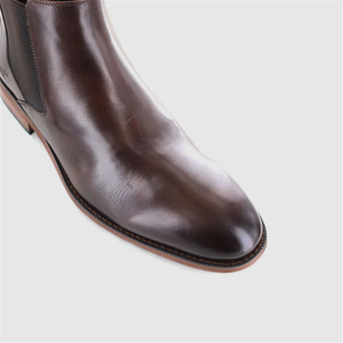 Wild Rhino Noah Chelsea Boot - Brown