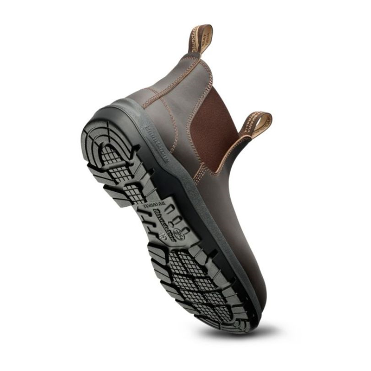 Side view of Blundstone 710 work boot with a clear view of the sole.